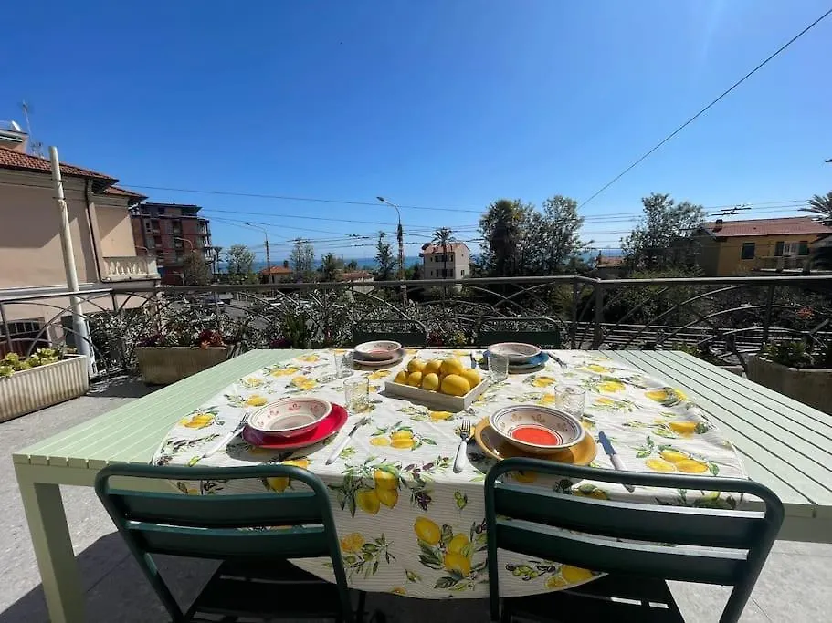 Casa Visconti, Bordighera, Vista Mare בורדיגרה