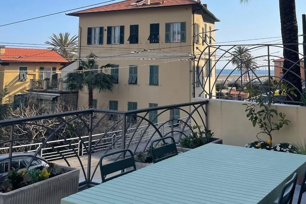 Apartment Casa Visconti, Bordighera, Vista Mare